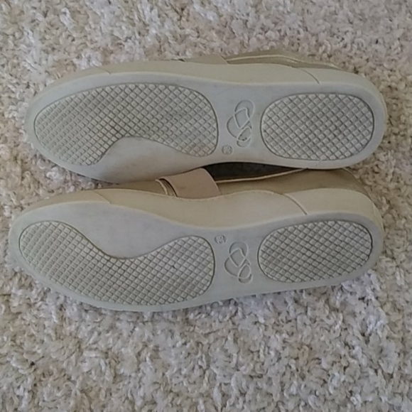 Cloud Shoes. - Picture 4 of 5